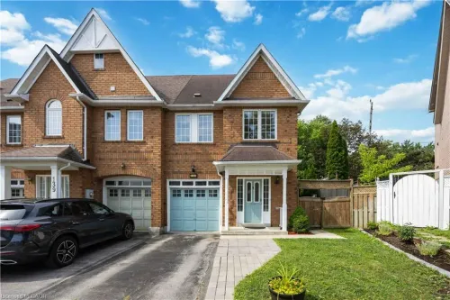 137 Stokely Crescent, Whitby, ON L1N 9S9