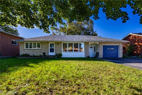 154 First Avenue, Delhi, ON N4B 1G4