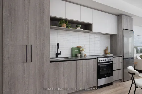 181 Sterling Road 1107, Toronto, ON M6R 2B2