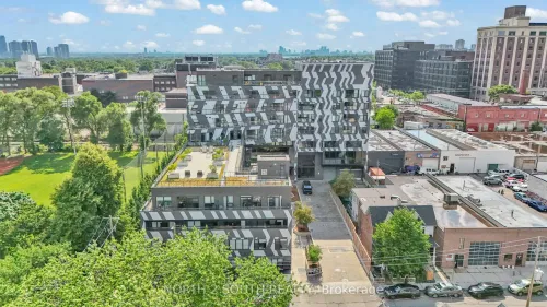 138 Saint Helens Avenue 606, Toronto, ON M6H 0B8