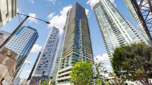 33 Bay Street 609, Toronto, ON M5J 2Z3