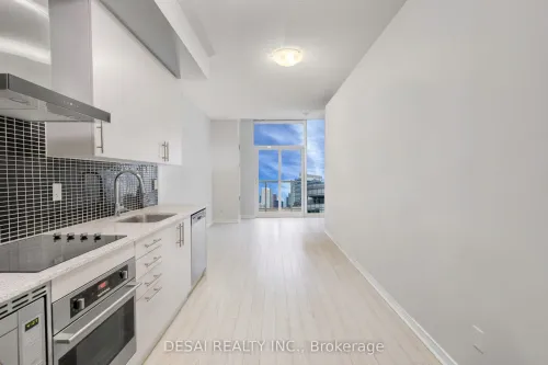 352 Front Street W 2321, Toronto, ON M5V 0K3