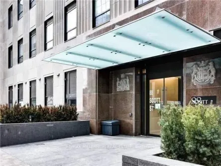 88 Scott Street 604, Toronto, ON M5E 1X6
