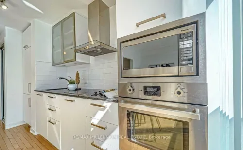 14 York Street 3612, Toronto, ON M5J 2Z2