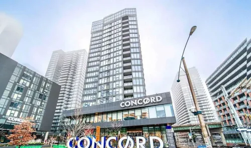 80 Queens Wharf Road 1612, Toronto, ON M5V 0J3