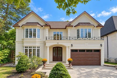 28 Tally Lane, Toronto, ON M2K 1V4