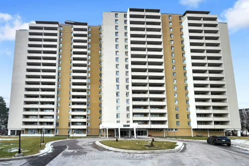 2550 Pharmacy Avenue 703, Toronto, ON M1W 1H9