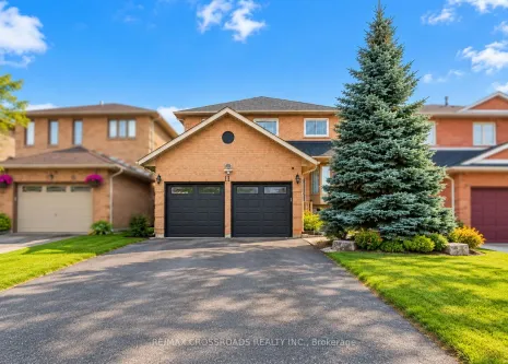 11 Murkar Crescent, Whitby, ON L1N 8Y4