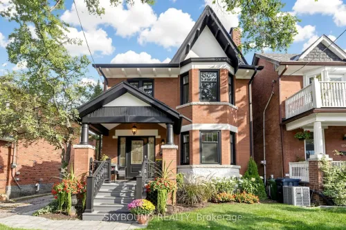 156 Hampton Avenue S, Toronto, ON M4K 2Z1