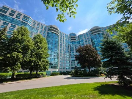 7825 BAYVIEW Avenue 726, Markham, ON L3T 7N2