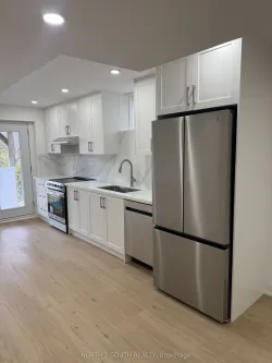 2271 Whitewood Crescent Lower, Innisfil, ON L9S 2B1