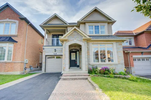 16 Burgundy Trail, Vaughan, ON L4J 8X5