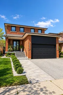 319 Glen Shields Avenue, Vaughan, ON L4K 1T4