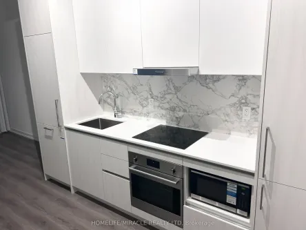 225 Commerce Street 3708, Vaughan, ON L4K 5Z7