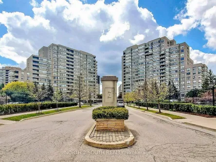 11 Townsgate Drive 401, Vaughan, ON L4J 8G4