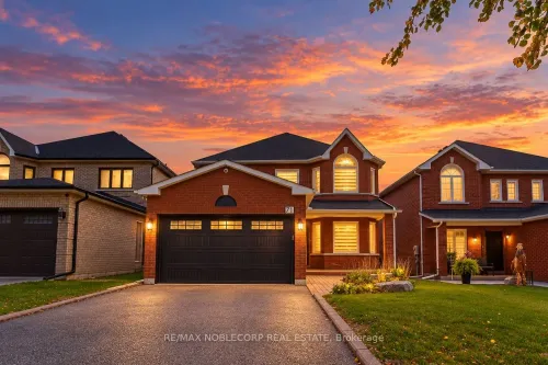 71 Castlepoint Drive, Vaughan, ON L4H 1B8