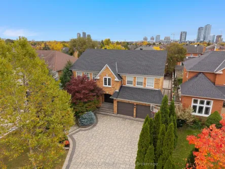 23 Charrington Crescent, Markham, ON L3R 0R3