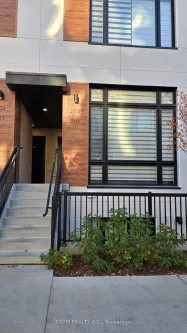 8 Steckley House Lane 204, Richmond Hill, ON L4S 0N1
