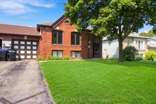 36 Harbour Crescent, Wasaga Beach, ON L9Z 1G5