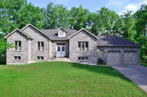 32 Albion Lane, Tiny, ON L9M 0J2