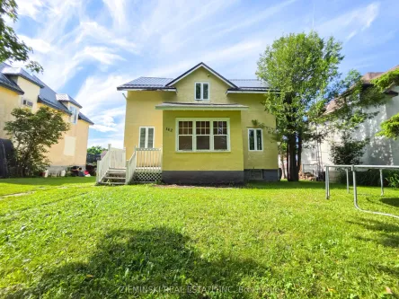142 Devonshire Avenue, Iroquois Falls, ON P0K 1E0