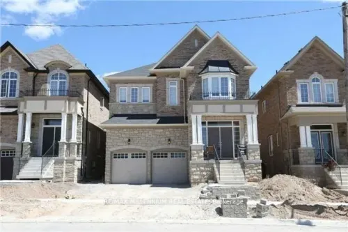29 Monkton Circle, Brampton, ON L6Y 0X7