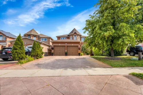 252 Mountainberry Road, Brampton, ON L6R 1H9