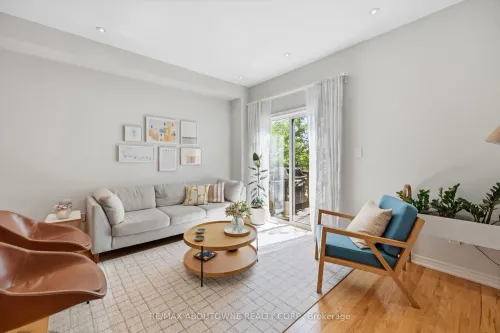 678 Rowley Common, Burlington, ON L7L 0A5