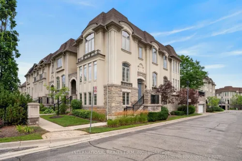 4135 Shipp Drive Unit 37, Mississauga, ON L4Z 0A7