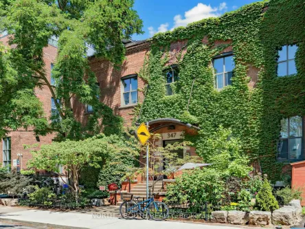 347 Sorauren Avenue 123, Toronto, ON M6R 2G5