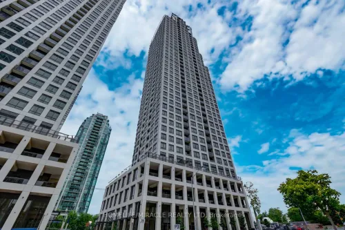 36 Elm Drive W 707, Mississauga, ON L5B 0N3