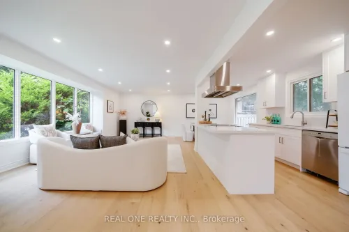 3148 Bentworth Drive, Burlington, ON L7M 1M2