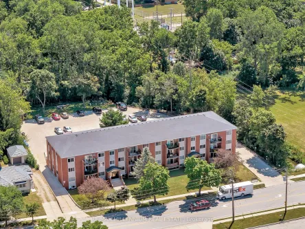 109 Division Street N, Kingsville, ON N9Y 1E3