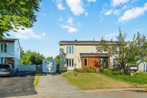 94 Fieldgate Drive, Barrhaven, ON K2J 1T9