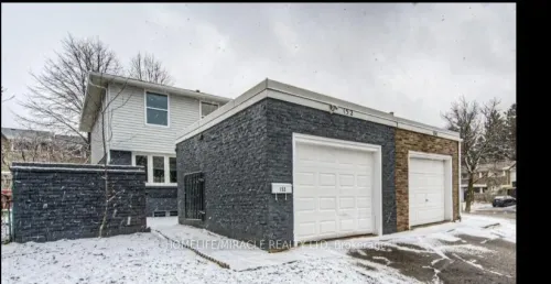 152 Overlea Drive, Kitchener, ON N2M 1T3