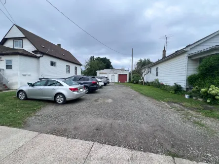5470 Lewis Avenue, Niagara Falls, ON L2G 3R7
