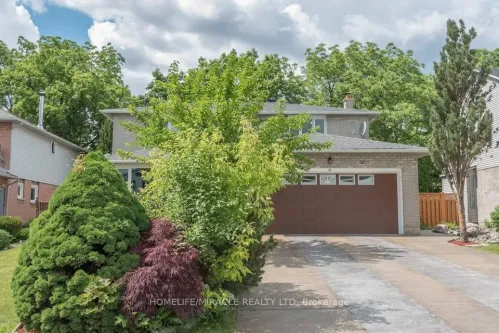 26 Blueberry Drive, Hamilton, ON L8E 4S1