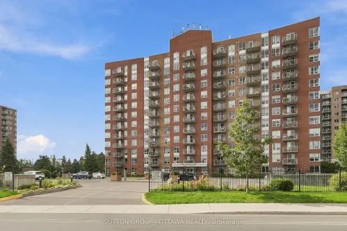120 Grant Carman Drive 802, Ottawa, ON K2E 1C8