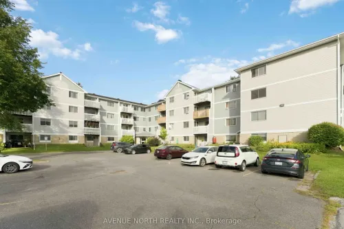 212 Viewmount Drive 210, Ottawa, ON K2E 7X2