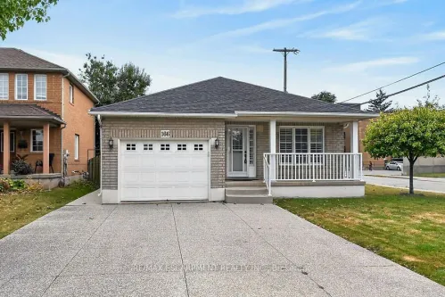 166 Toby Crescent, Hamilton, ON L8T 2P2