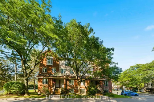 6722 Jeanne d'Arc Boulevard N B, Ottawa, ON K1C 6E9
