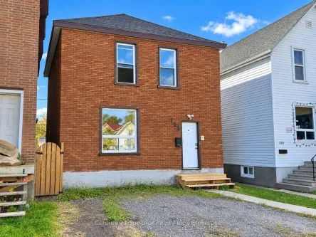 128 Bethune Street, Thunder Bay, ON P7C 2G3