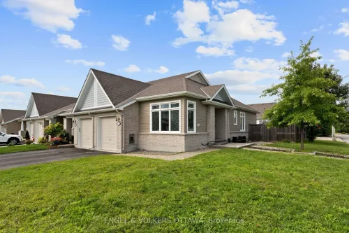 538 Silverbell Crescent, Ottawa, ON K1T 0P1