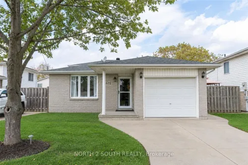 1672 Foster Avenue, Essex, ON N8W 5P9