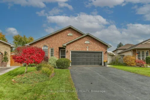 54 BOWCOTT Crescent, London, ON N5V 4W8