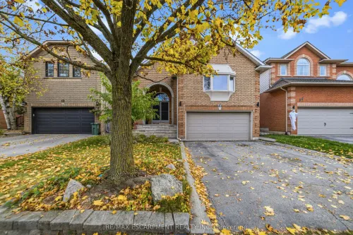 40 Brookhurst Crescent, Hamilton, ON L8B 0M5