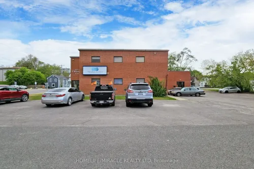 20 Joseph Street 5, Quinte West, ON K8V 4A1